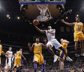 电竞投注平台-网坛巨星跨界引爆篮网主场！莎拉波娃惊天逆转诠释运动真谛，莎拉波娃篮网主场跨界演绎惊天逆转，诠释运动真谛！